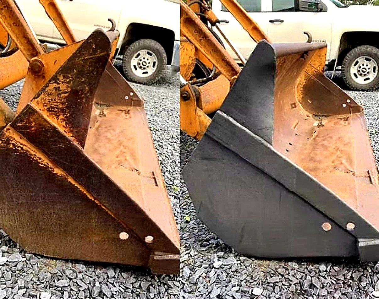 Godet excavatrice avant et après nettoyage laser — acier industriel